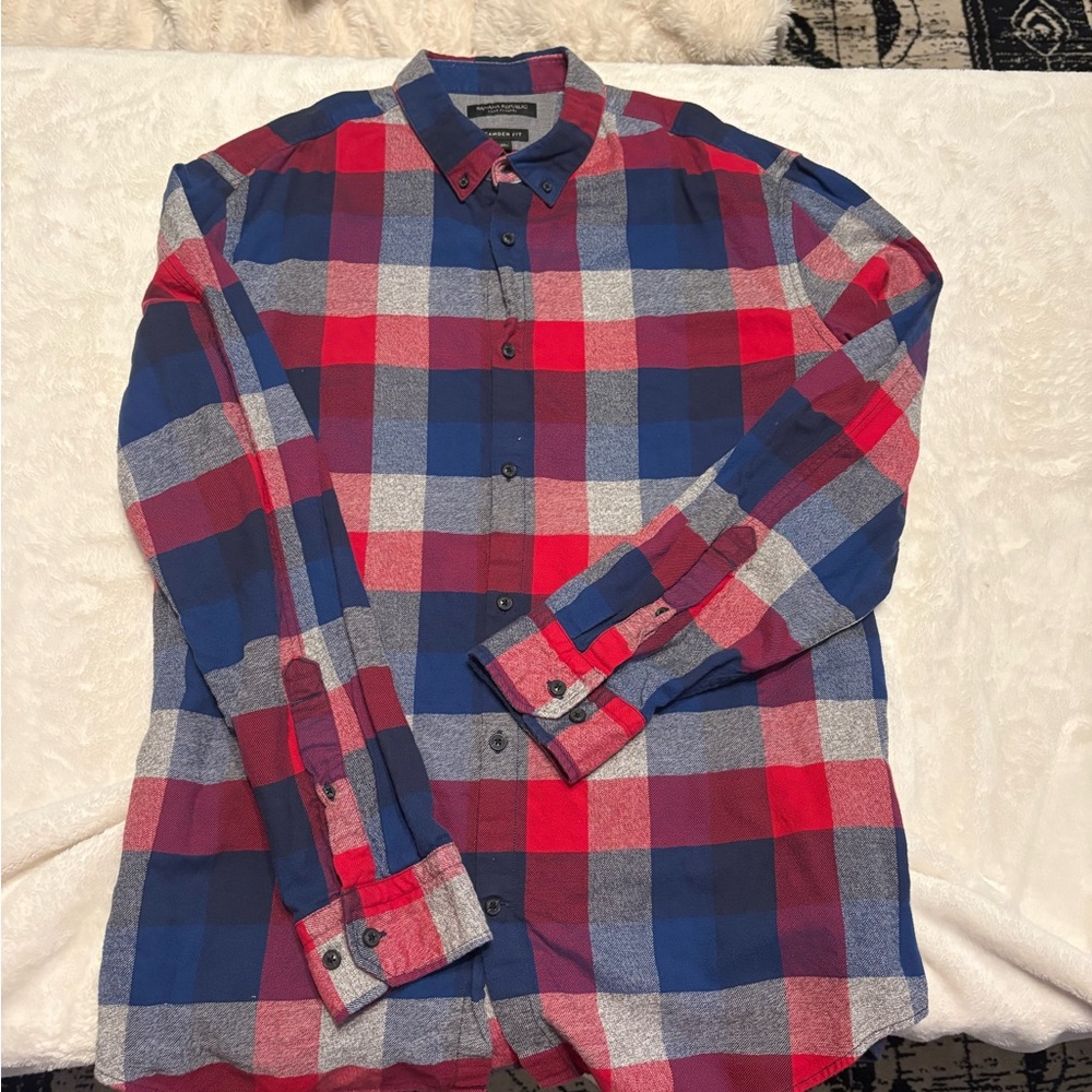 Banana Republic Red, Blue & Gray Plaid Button-Down Shirt